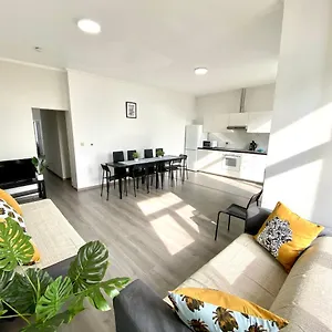  Appartement Plantin 3 Sleeping 2 Bathrooms.